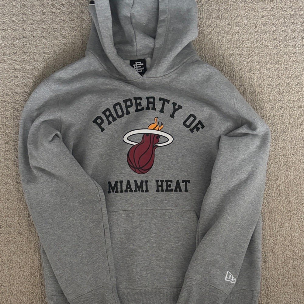 New Era Gray Miami Heat Pullover Hoodie